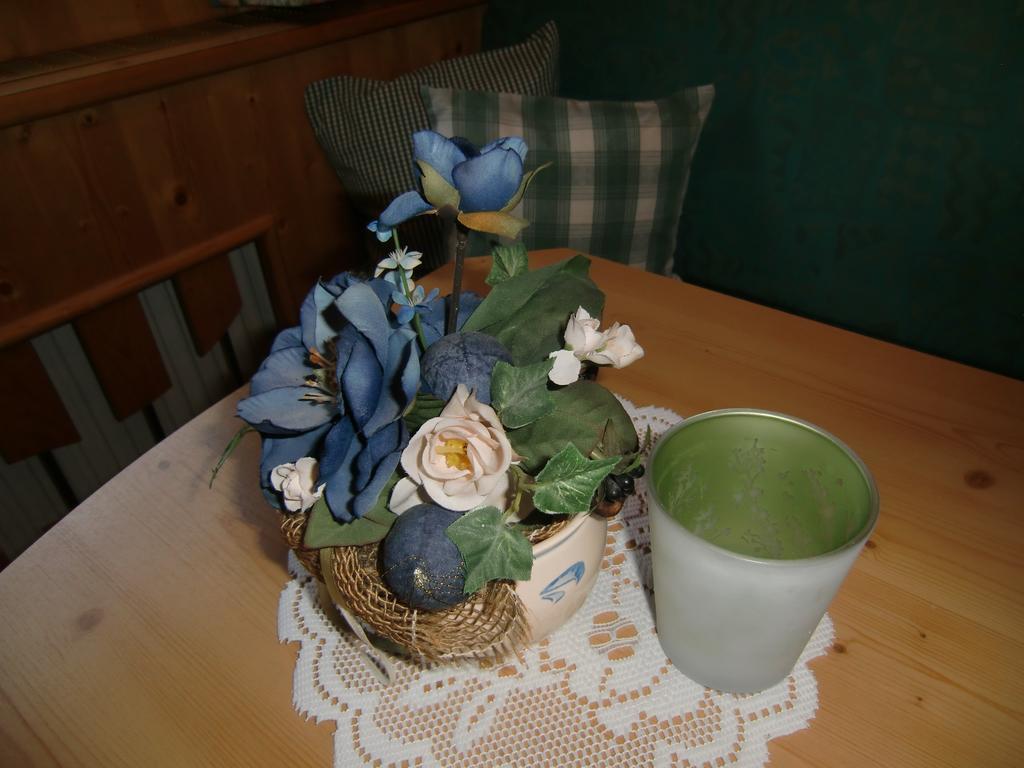 Apart Sissy ゼー 部屋 写真